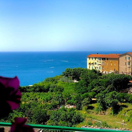 La Finestra Sul Duomo, Amalfi Coast Apartment Vietri Exterior foto