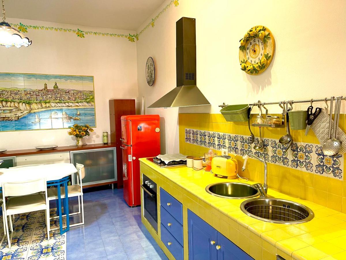 La Finestra Sul Duomo, Amalfi Coast Apartment Vietri Exterior foto